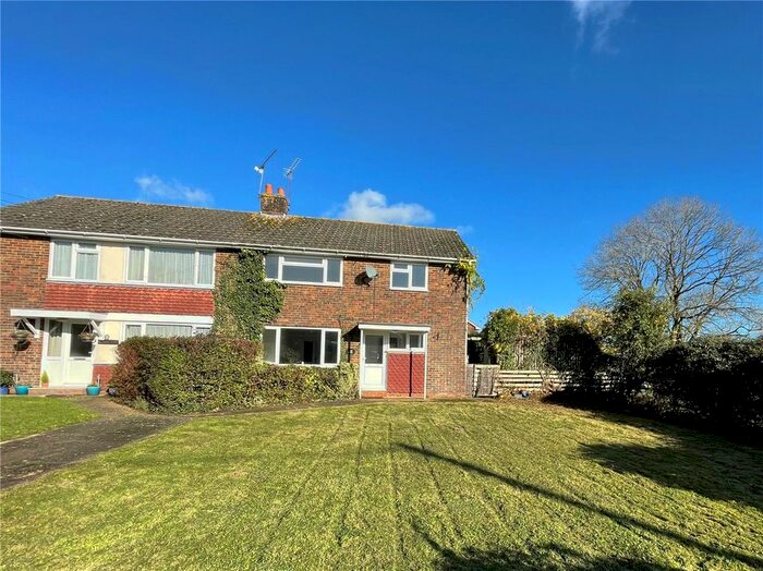 3 Bedroom Detached House To Rent In Stoke Charity Road, Kings Worthy, Hampshire, SO21