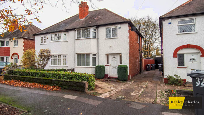 3 Bedroom Semi-Detached House To Rent In Linchmere Road, Handsworth, B21