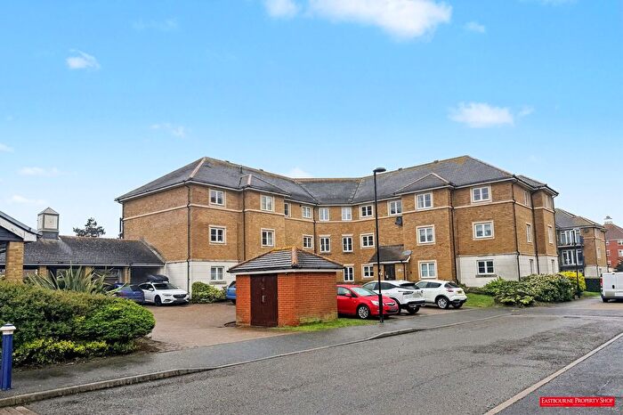 2 Bedroom Flat For Sale In St. Kitts Drive, Eastbourne, BN23