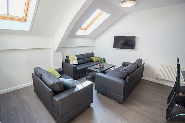 1 Bedroom Flat To Rent In Room, D, Mansfield Road, Nottingham, NG1