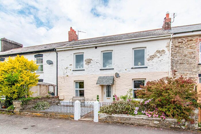 2 Bedroom Flat For Sale In Tremeddan Terrace, Liskeard, PL14