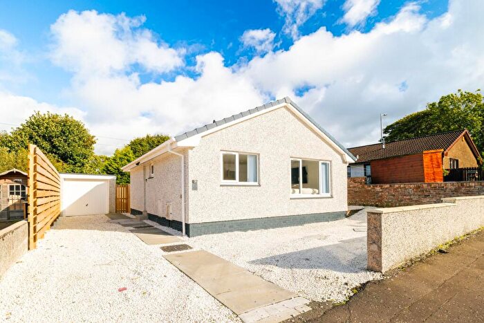 2 Bedroom Detached Bungalow For Sale In Westcraigs Road, Harthill, ML7