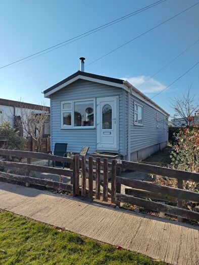 1 Bedroom Mobile/park Home For Sale In Pentland Park, Loanhead, EH20