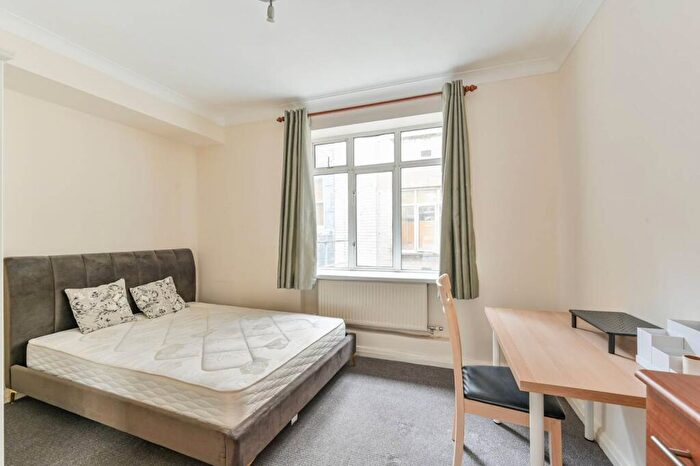 2 Bedroom Flat To Rent In Euston Road, Fitzrovia, London, NW1