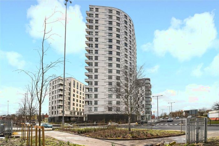 1 Bedroom Apartment To Rent In Hewitt, Alfred Street, Reading, Berkshire, RG1