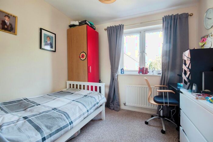 2 Bedroom Flat For Sale In Hamilton Road, Bournemouth, BH1