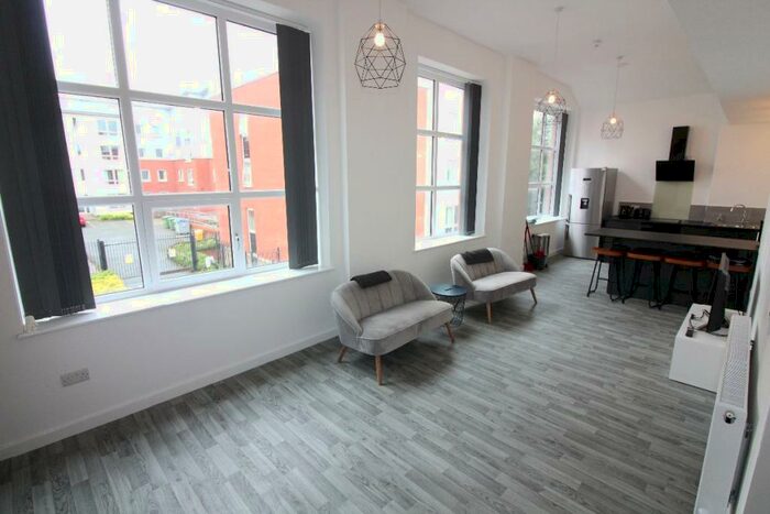 4 Bedroom Apartment To Rent In Flat, Gordon Street, Preston, PR1