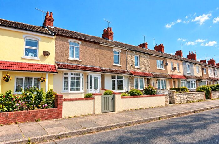 3 Bedroom Terraced House To Rent In Colbourne Street, Swindon, SN1