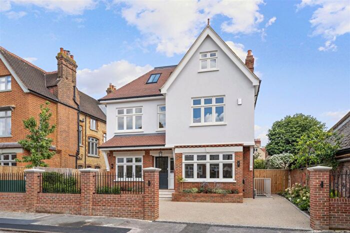 6 Bedroom Property To Rent In Ridgway Gardens, London, SW19