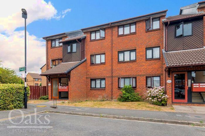 1 Bedroom Flat To Rent In Davies Close, Croydon, CR0