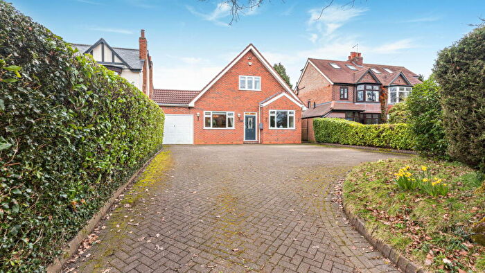 5 Bedroom Detached Bungalow For Sale In Lowbrook Lane, Tidbury Green, Solihull, B90