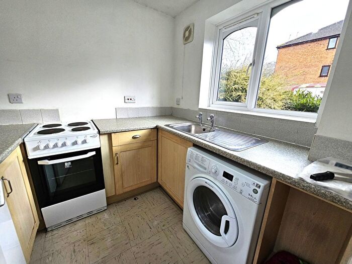 1 Bedroom Flat To Rent In Brindley Close, Wembley, HA0