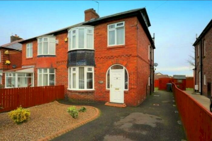 4 Bedroom Semi-Detached House To Rent In The Leazes, Burnopfield, Newcastle Upon Tyne, NE16