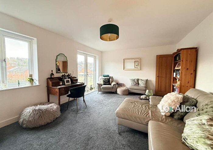 3 Bedroom Semi Detached House For Sale In Mill Park Mews, Kidderminster, DY10