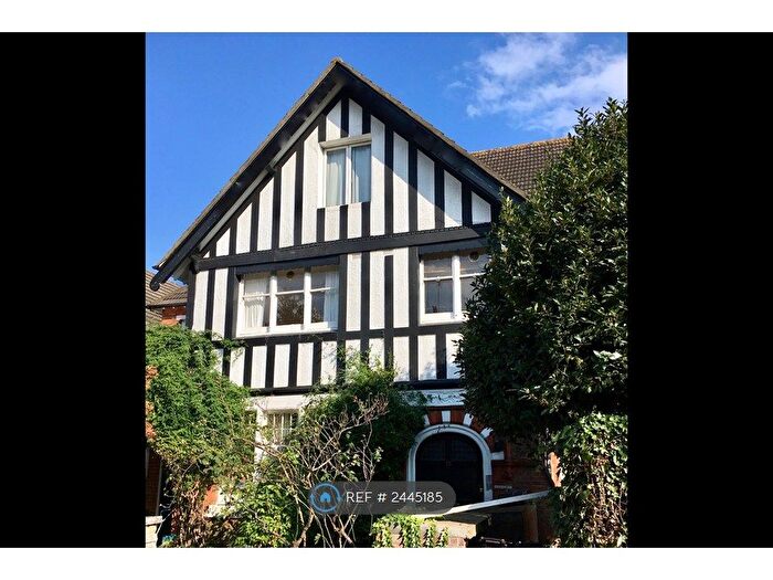 1 Bedroom Flat To Rent In Farnan Road, London, SW16