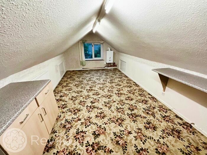 2 Bedroom Semi-Detached Bungalow For Sale In Bowland Grove, Milnrow, OL16