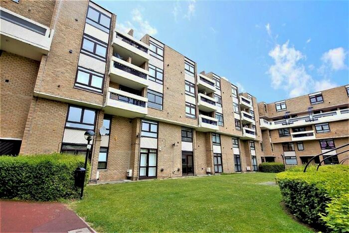1 Bedroom Flat To Rent In Collingwood Court, Washington, Tyne &amp; Wear, NE37
