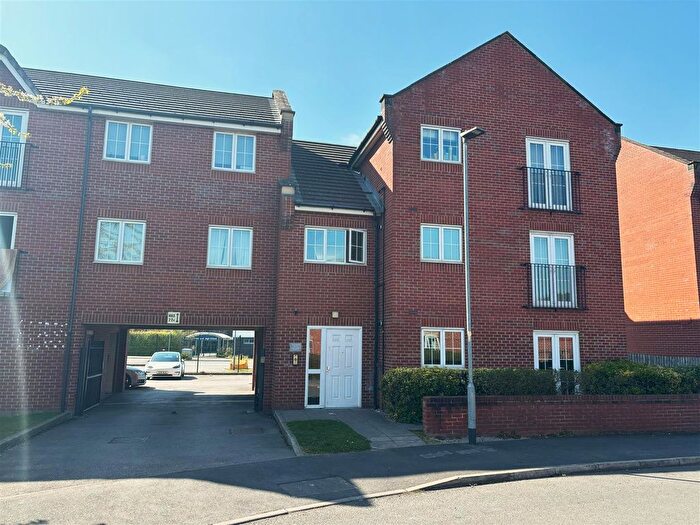 2 Bedroom Flat To Rent In Rawsthorne Avenue, Manchester, M18