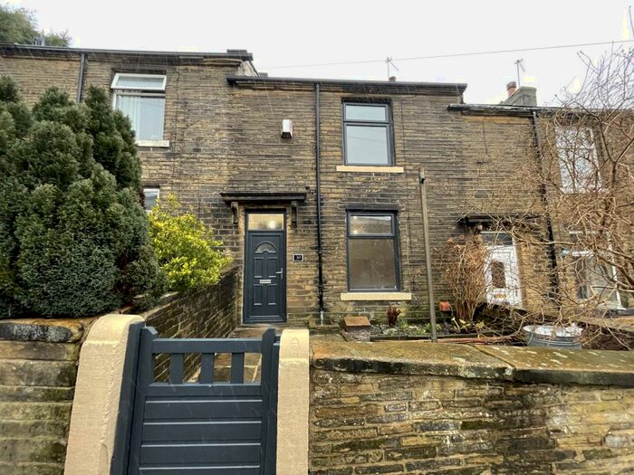 2 Bedroom Terraced House To Rent In Back Field, Thornton, Bradford, BD13