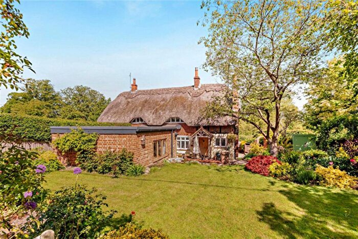 3 Bedroom Semi-Detached House For Sale In Stockcross, Newbury, Berkshire, RG20