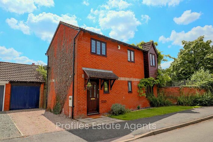 4 Bedroom Detached House For Sale In Arnold Road, Stoke Golding, CV13