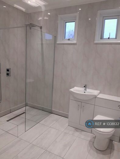 2 Bedroom Flat To Rent In Sutton Road, Southend-On-Sea, SS2