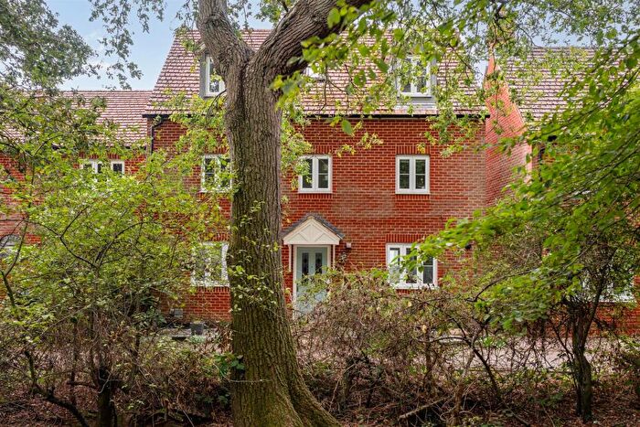 5 Bedroom House For Sale In Finbracks, Stevenage, SG1