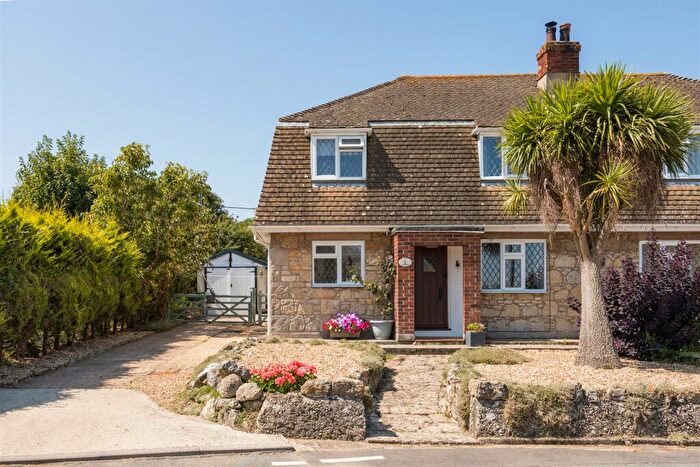 2 Bedroom Semi-Detached House For Sale In Newbridge, Isle Of Wight, PO41