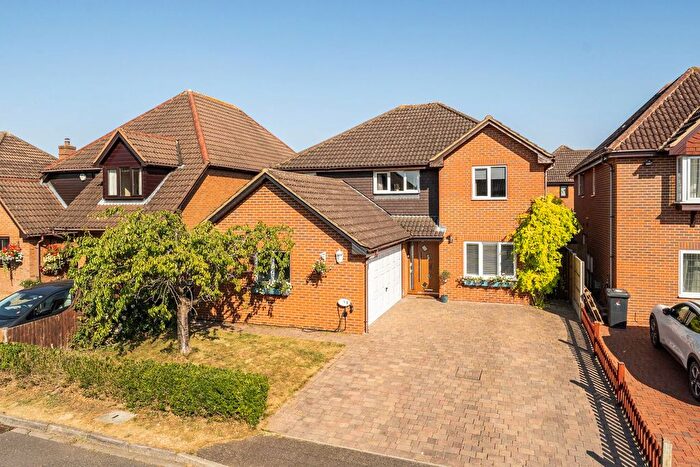 4 Bedroom Detached House For Sale In Highfields, Westoning, MK45