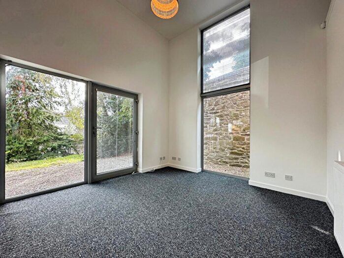 3 Bedroom Flat To Rent In Shepherds Loan, Dundee, DD2