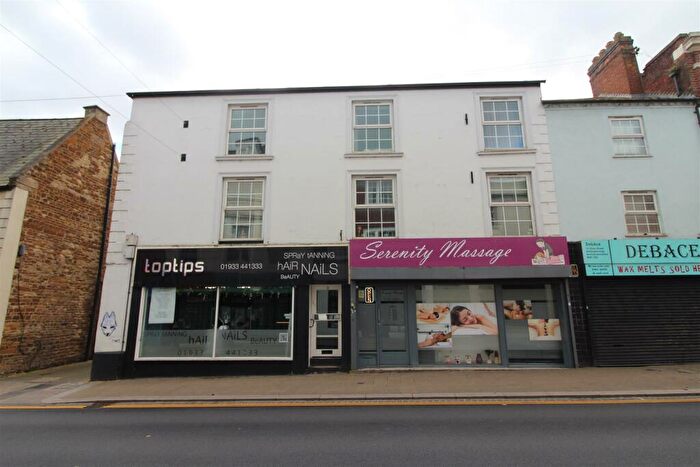 1 Bedroom Flat To Rent In Silver Street Wellingborough Northamptonshire, NN8