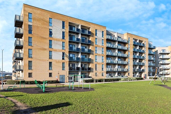 1 Bedroom Flat For Sale In Handley Page Road, Barking, IG11