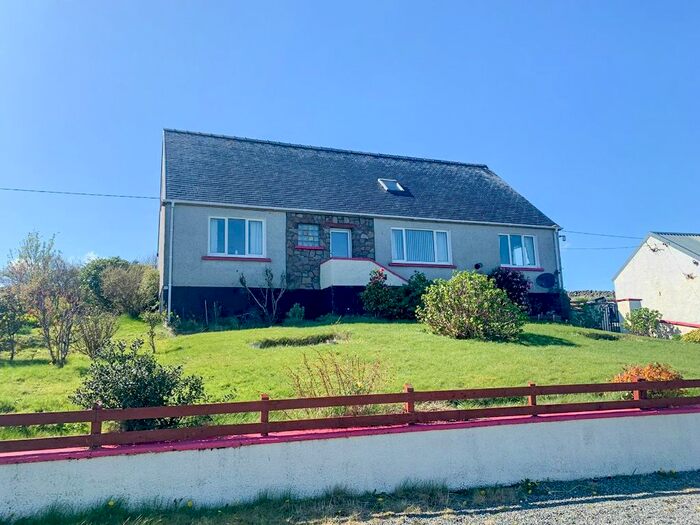 6 Bedroom Detached House For Sale In Uig, Isle Of Lewis, HS2