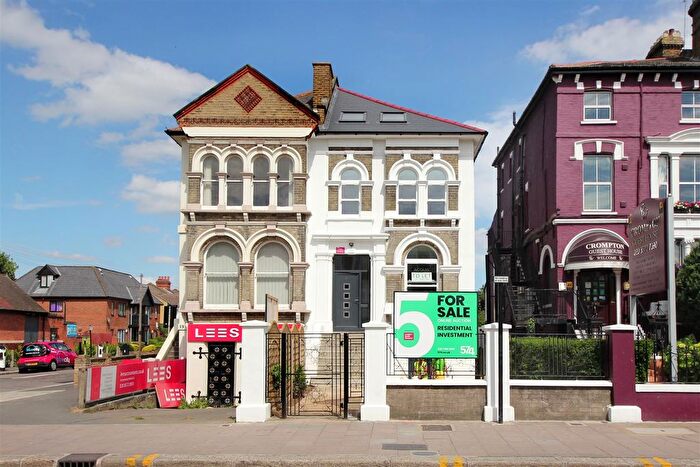 Studio To Rent In Lampton Road, TW3