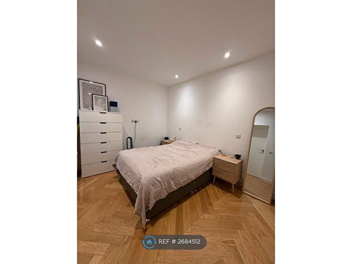 2 Bedroom Flat To Rent In Allitsen Road, London, NW8