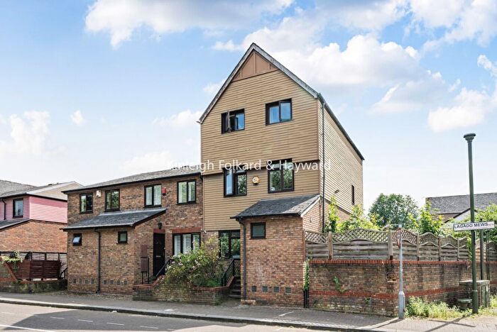 4 Bedroom Detached House To Rent In Lagado Mews, Surrey Quays, London, SE16