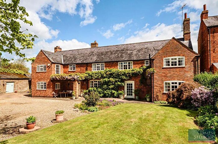 4 Bedroom Country House For Sale In Matthew's Cottage, Slawston, Market Harborough, LE16