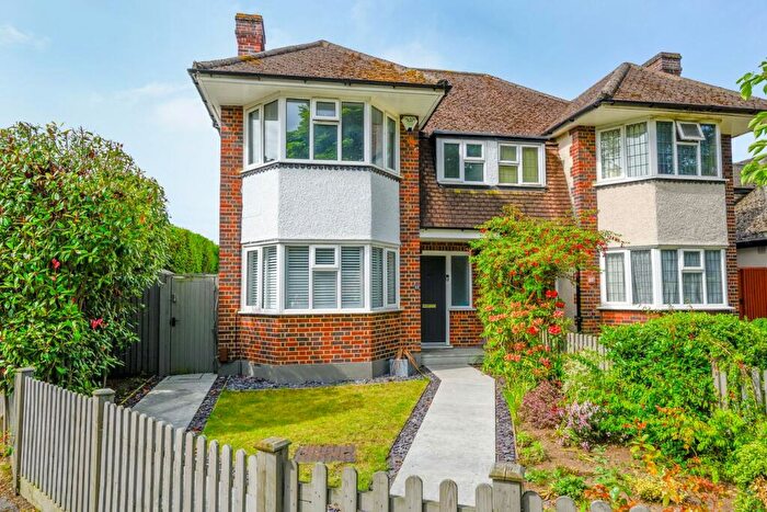 3 Bedroom Semi-Detached House For Sale In Mayfield Road, Walton-on-Thames, KT12