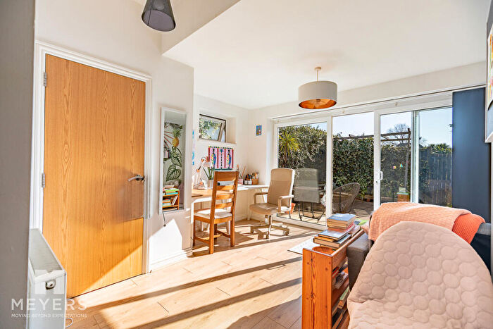 1 Bedroom Flat For Sale In Parkwood Road, Bournemouth, BH5