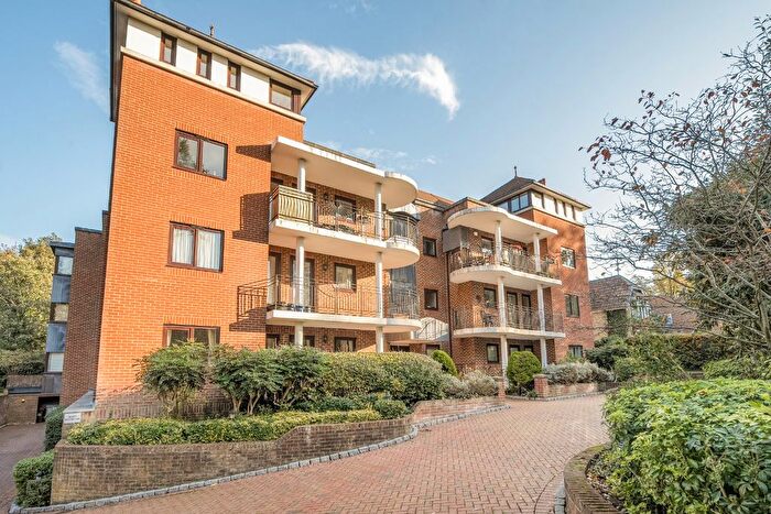 1 Bedroom Flat For Sale In The Avenue, Beckenham, BR3