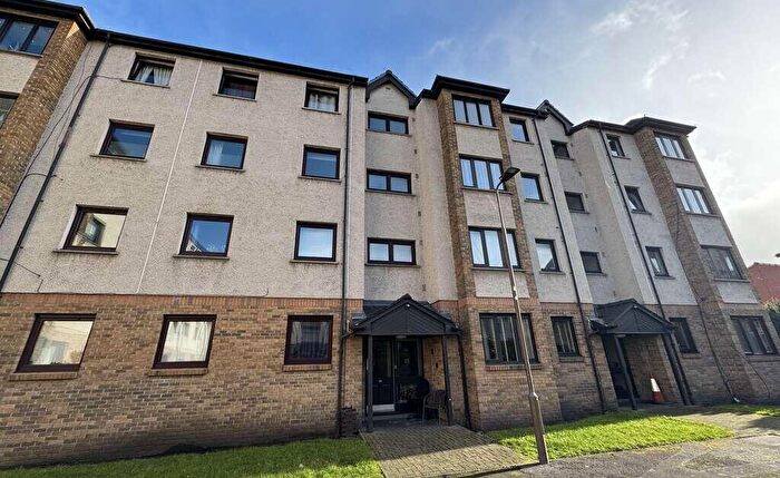 2 Bedroom Apartment To Rent In Halmyre Street, Edinburgh, EH6
