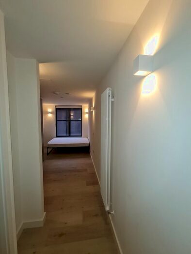 Studio To Rent In George Street, Luton, LU1