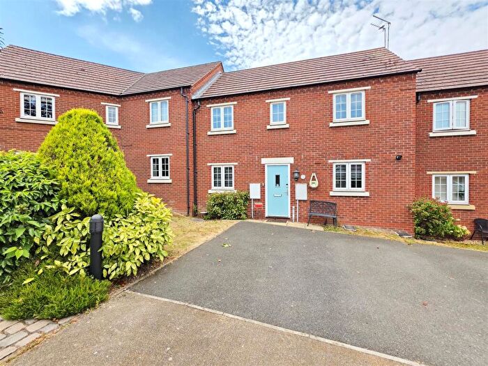 1 Bedroom Flat For Sale In Mapperley Plains, Nottingham, NG3