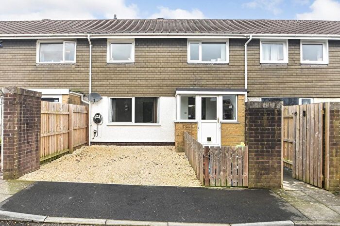 3 Bedroom Terraced House For Sale In Fairways Avenue, Harrogate, HG2