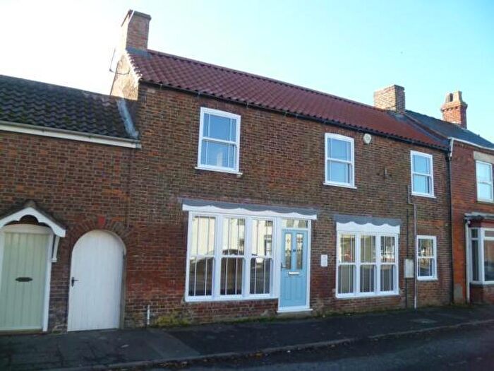 2 Bedroom Flat To Rent In High Street, Donington, PE11