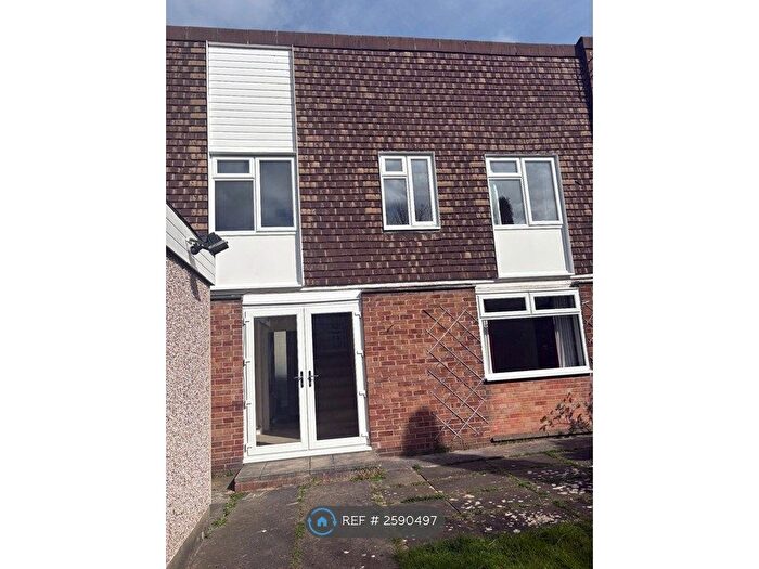 3 Bedroom Semi-Detached House To Rent In Chesters Avenue, Newcastle Upon Tyne, NE12