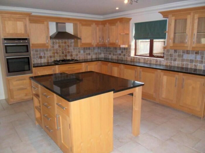 4 Bedroom Detached House To Rent In Longthorpe Green, Longthorpe, Peterborough, PE3