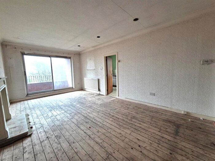 2 Bedroom Apartment For Sale In St. Annes Road East, Lytham St. Annes, FY8