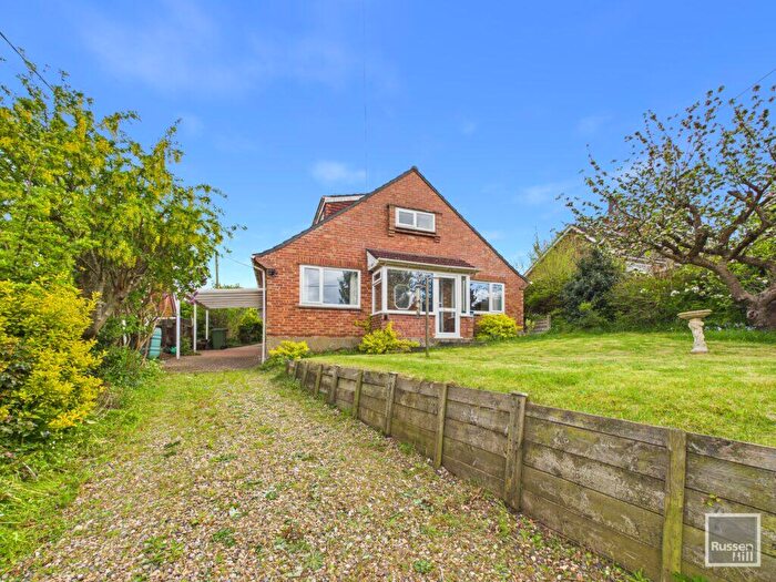 4 Bedroom Detached House For Sale In Kabin Road, New Costessey, NR5