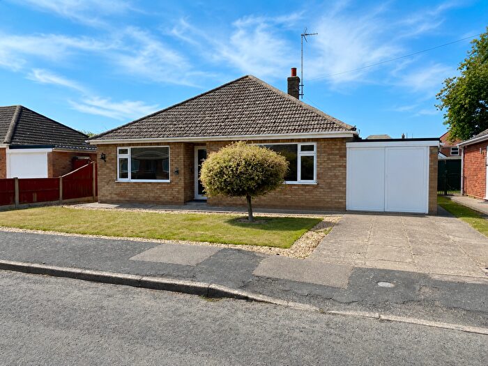 3 Bedroom Detached Bungalow For Sale In Manor Drive, Holbeach, PE12